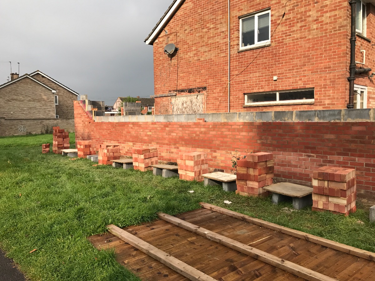Builder: Image 2